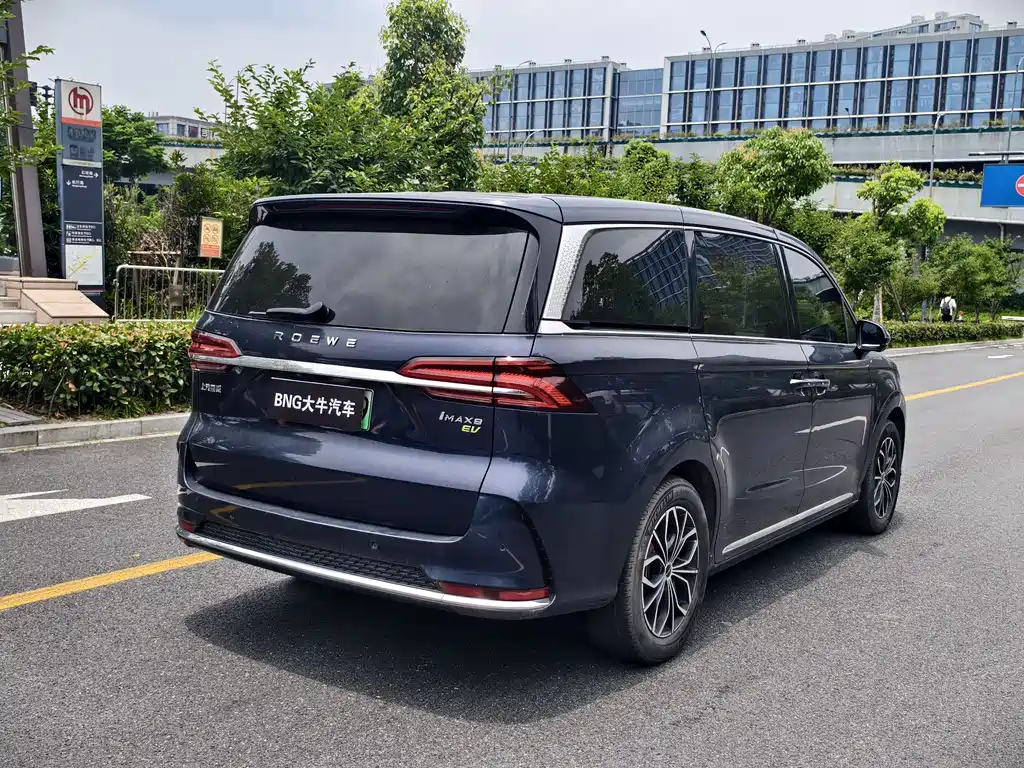 Roewe iMAX8 New Energy — миниатюра 4