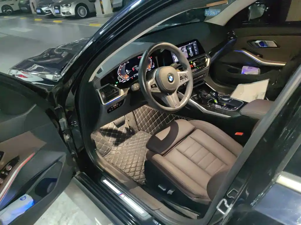BMW 3 Series — миниатюра 17