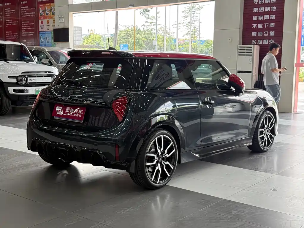 Mini JCW 2025 JOHN COOPER WORKS
