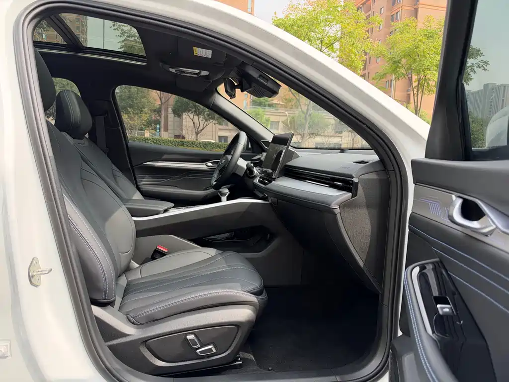 Geely Xingrui — миниатюра 7