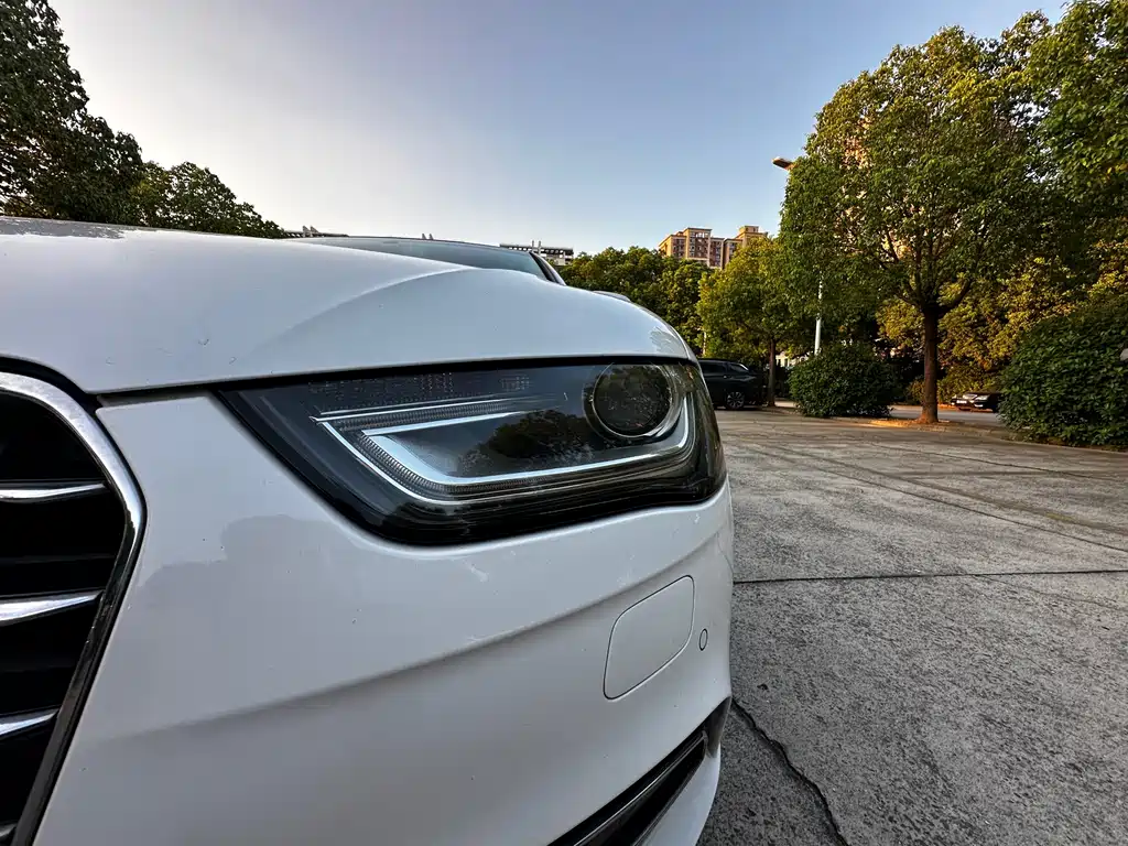 Audi A4L — миниатюра 5