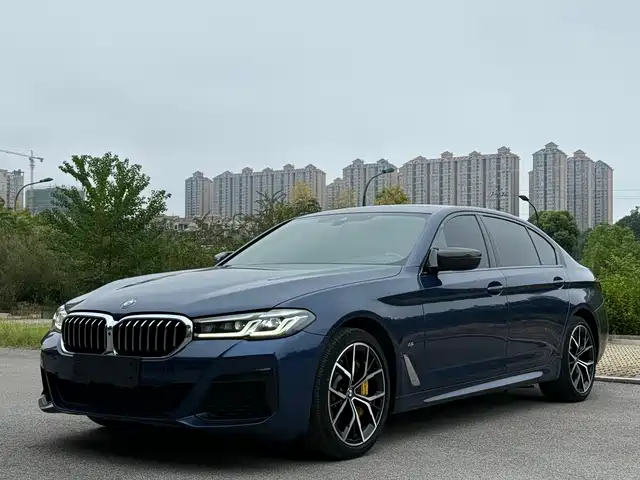 BMW  5 SERIES 2022