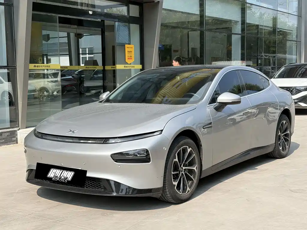 2022 Xpeng P7 - zdjęcie 1 z 6
