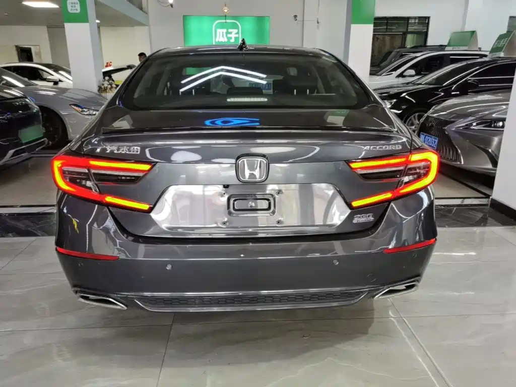 Honda Accord — миниатюра 6