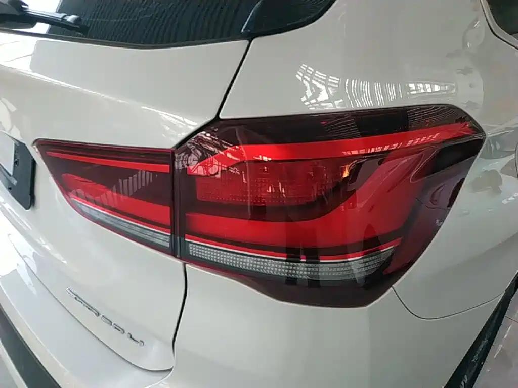 BMW X1 — миниатюра 8