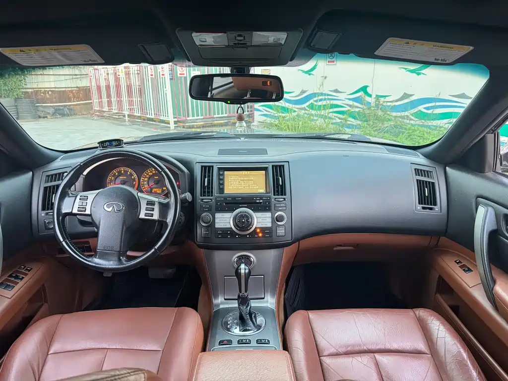 Infiniti FX — миниатюра 6