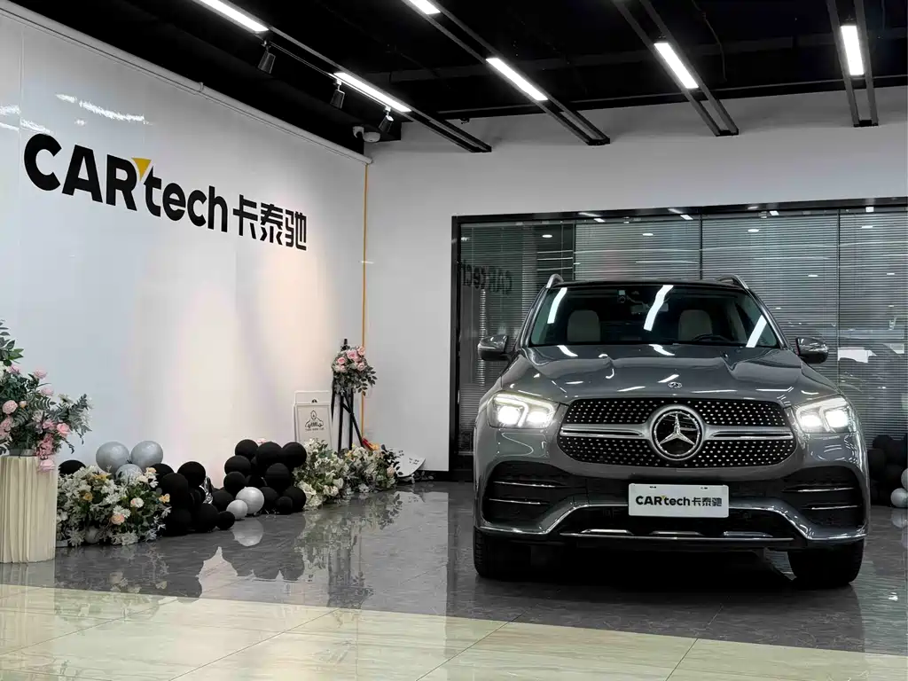 Mercedes-Benz GLE (Import) — миниатюра 2