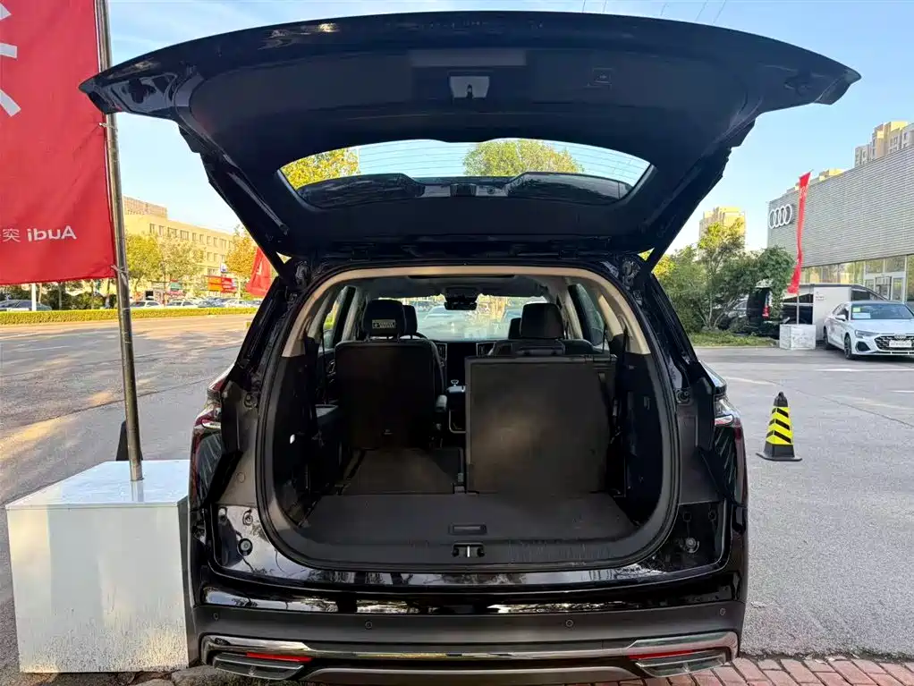 Hongqi HONGQI HS7 PHEV