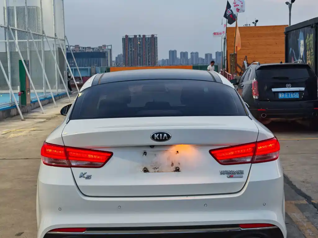 Kia K5 — миниатюра 6
