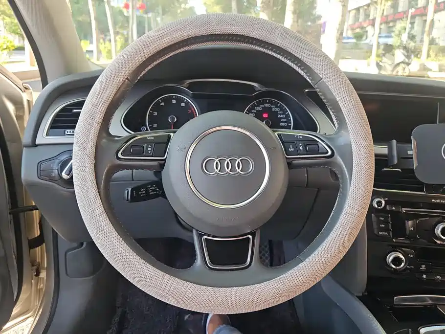 Audi A4L — миниатюра 15