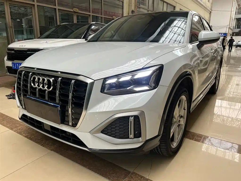 Audi Q2L 2022
