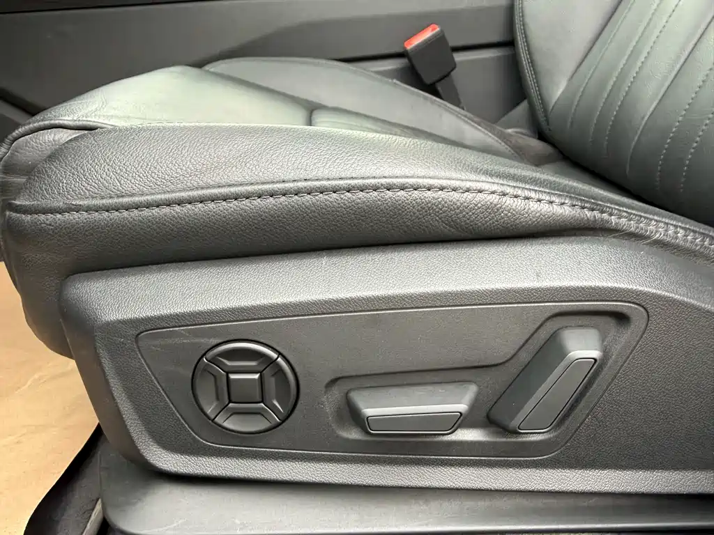 Audi A6L — миниатюра 19