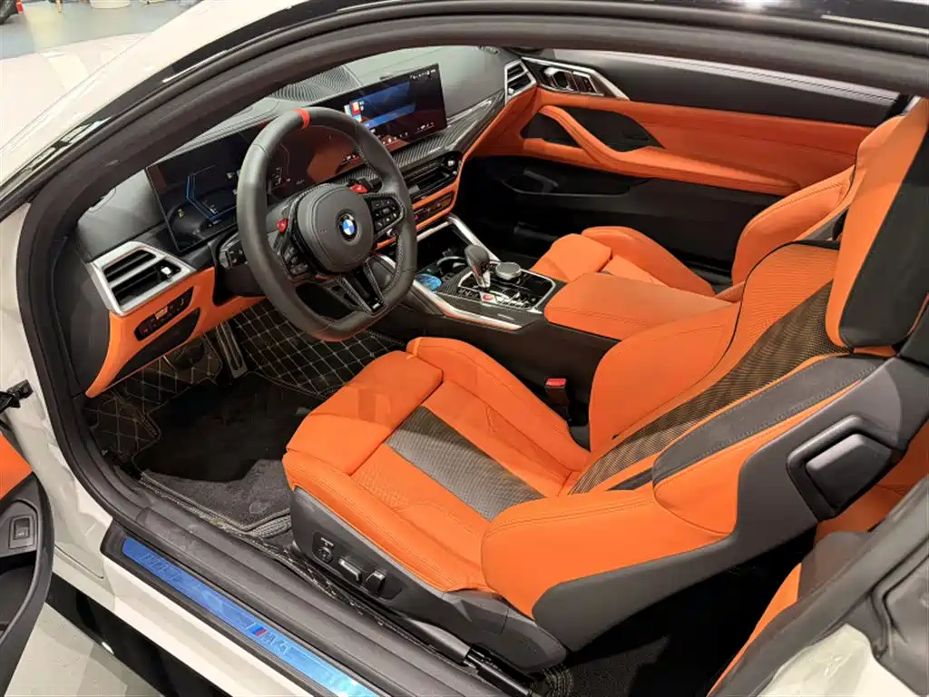BMW M4 — миниатюра 7