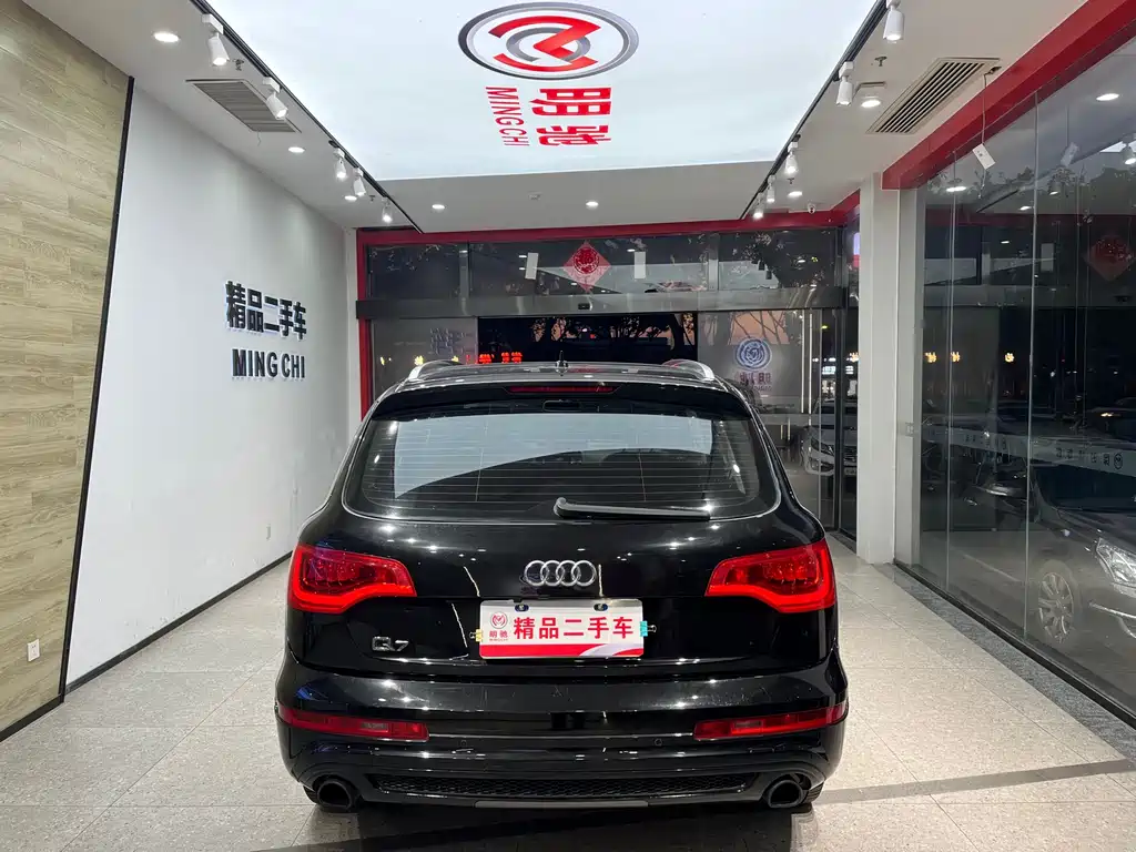 Audi Q7 2014 40 TFSI Sport