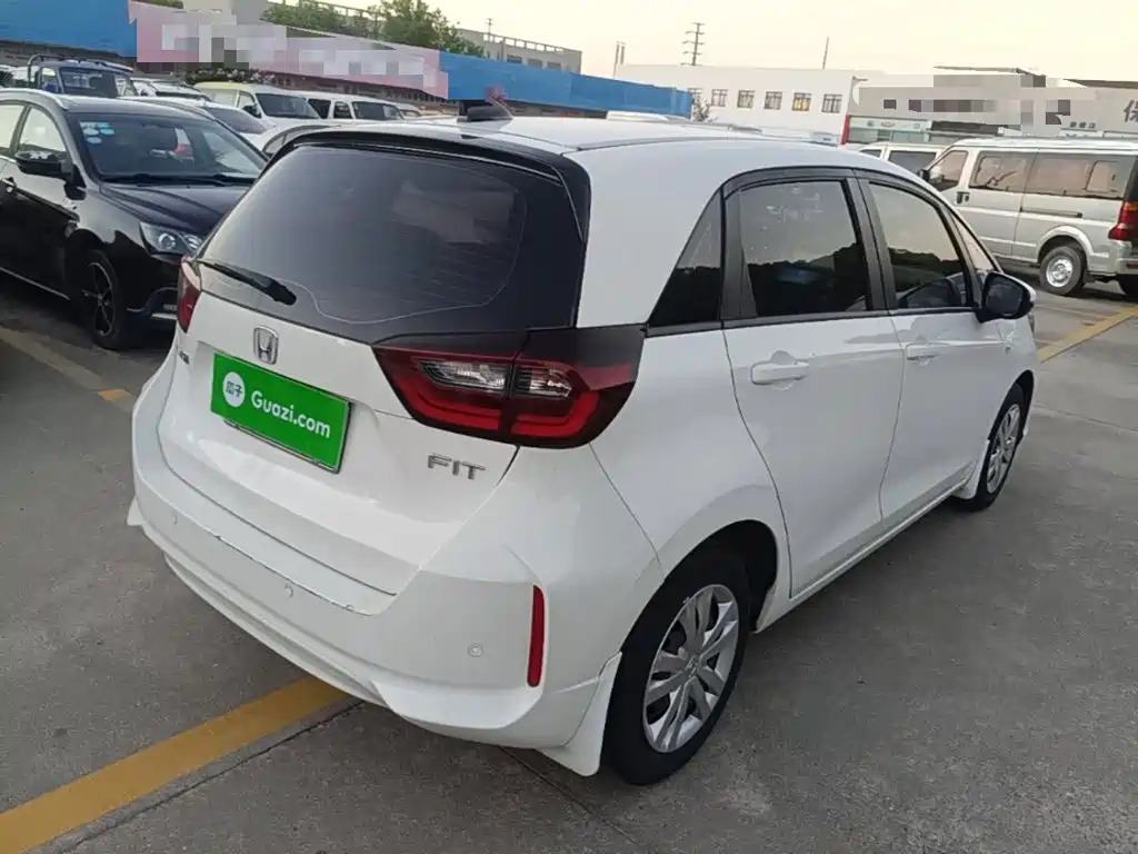 Honda Fit — миниатюра 7