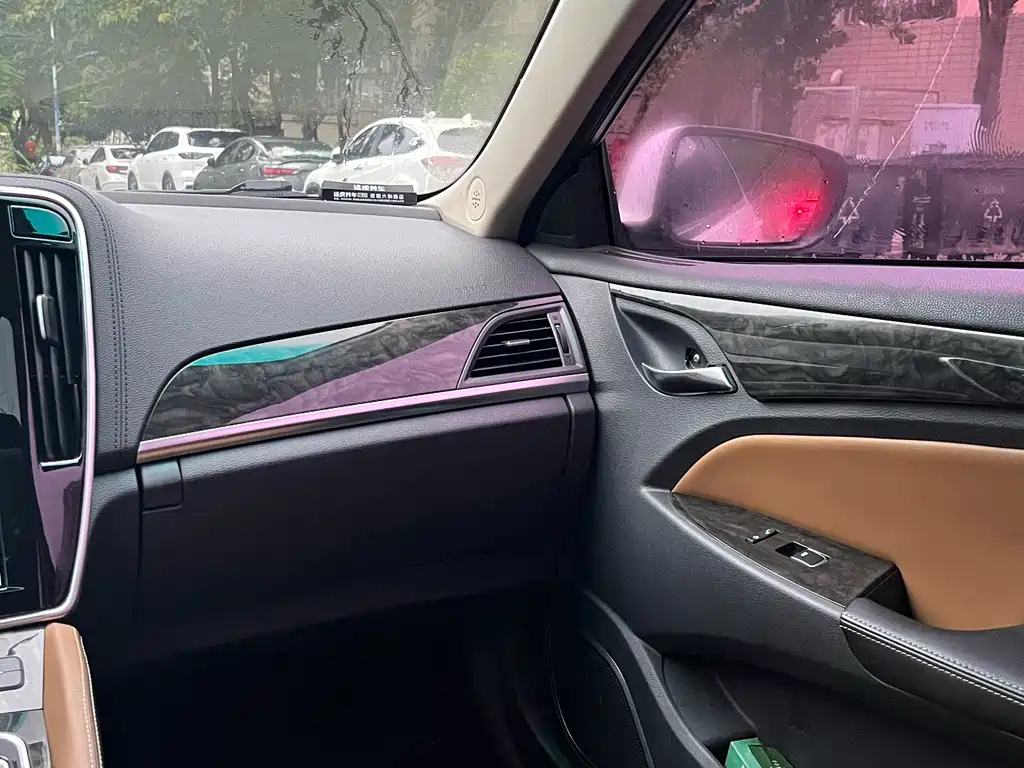 BYD Qin NEV — миниатюра 10