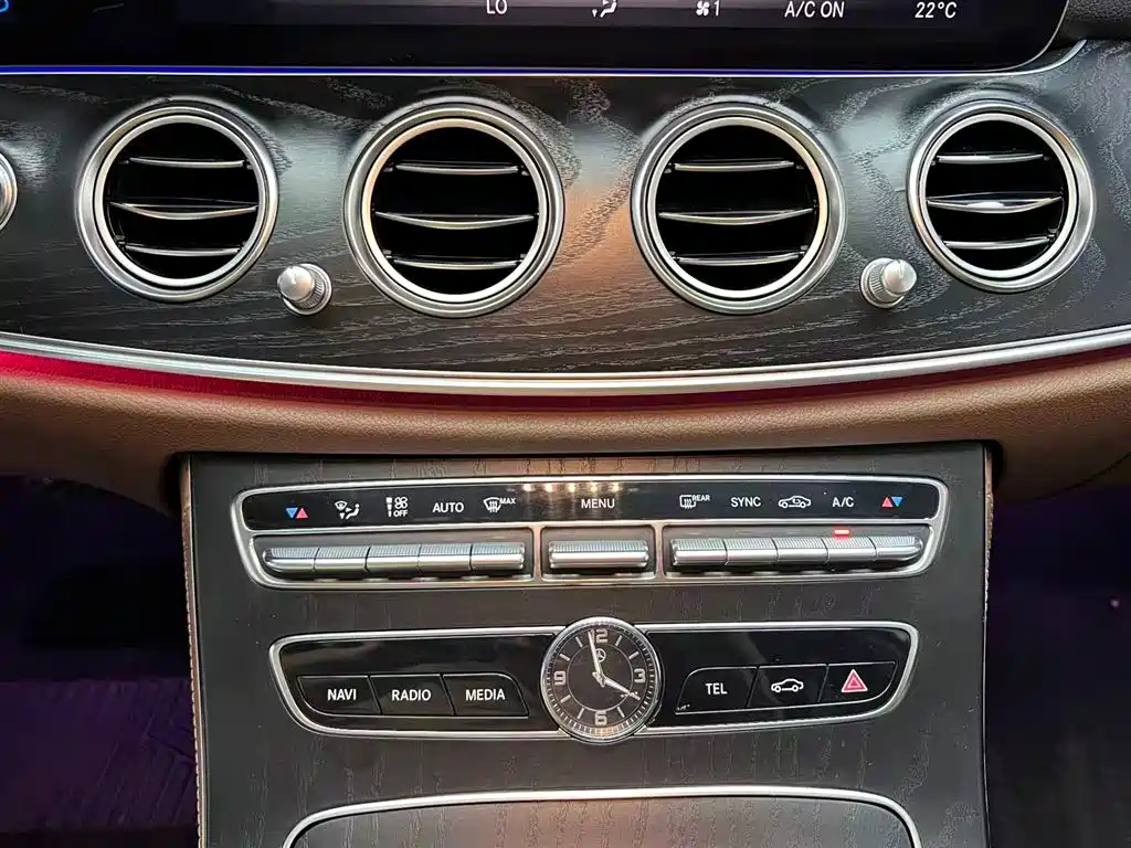 Mercedes-Benz E-Class E 2019 E 260 L Sport