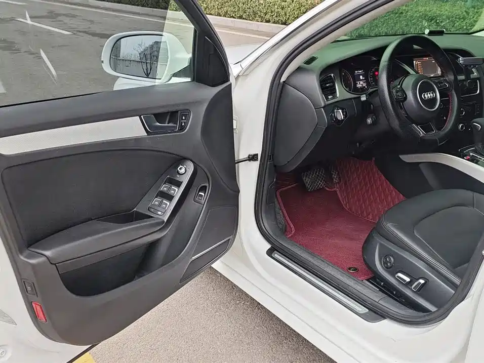 Audi A4L 2013 35 TFSI AT Comfort