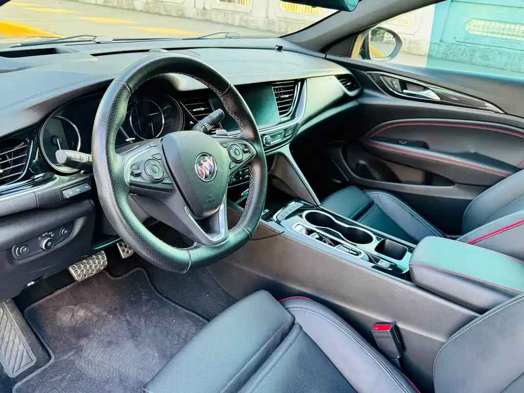 Buick Regal — миниатюра 5