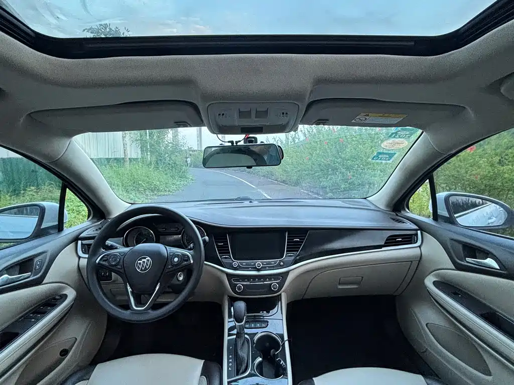 Buick Verano — миниатюра 8