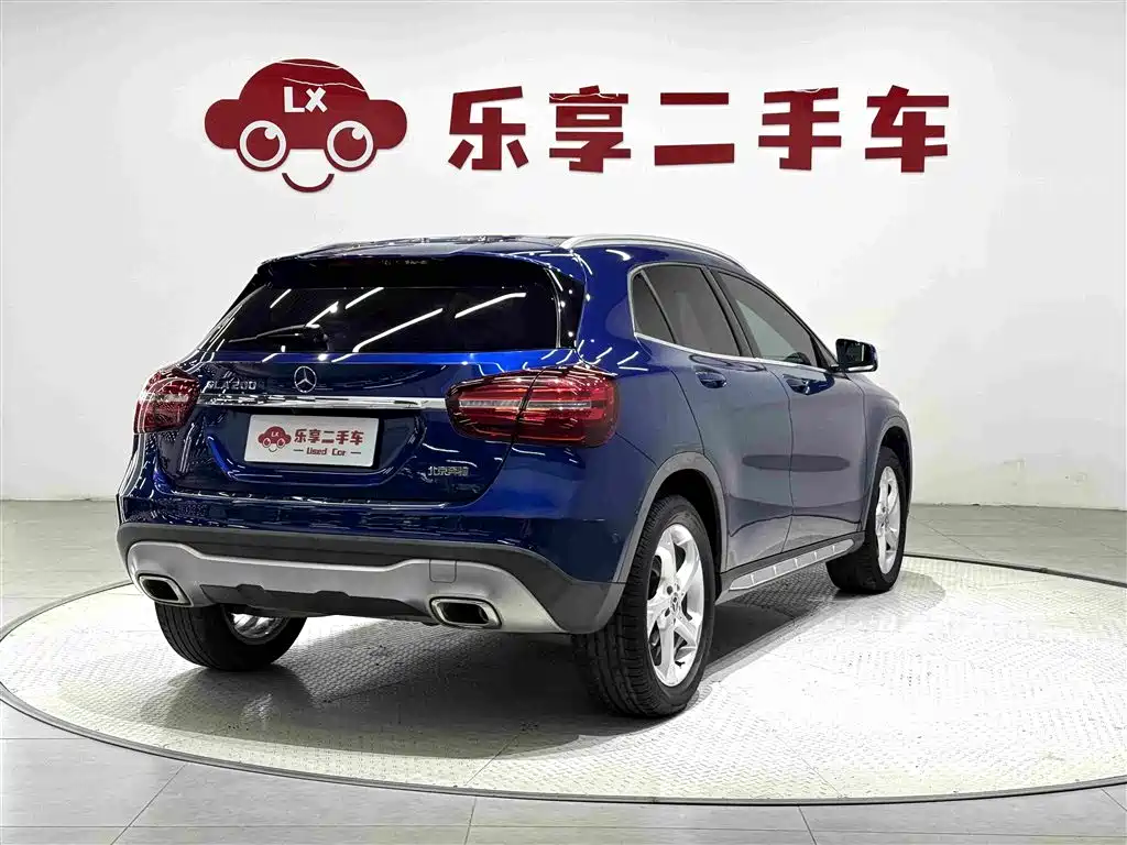 Mercedes-Benz GLA — миниатюра 5