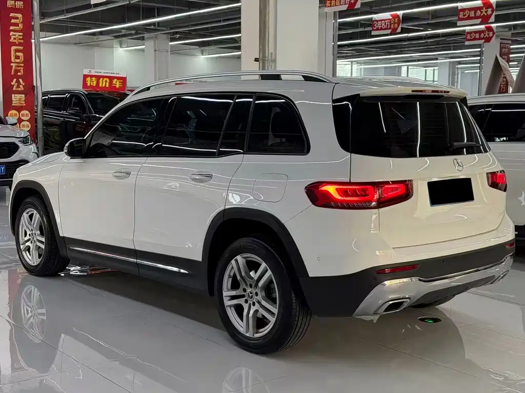 Mercedes-Benz GLB — миниатюра 7