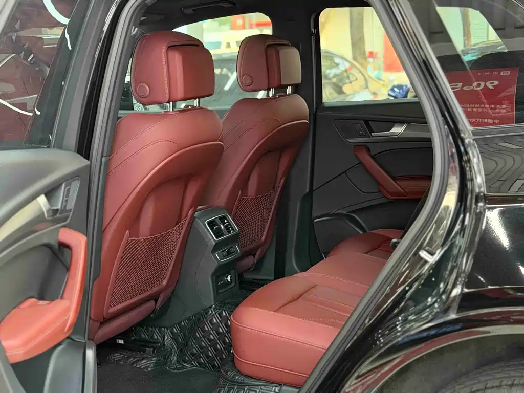 Audi Q5L — миниатюра 13