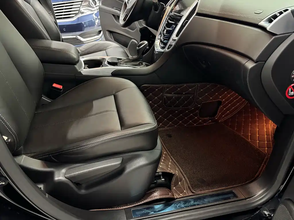 Cadillac SRX — миниатюра 11