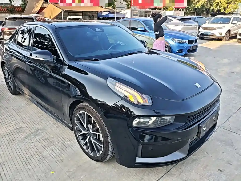 Lynk & Co 03 — миниатюра 4
