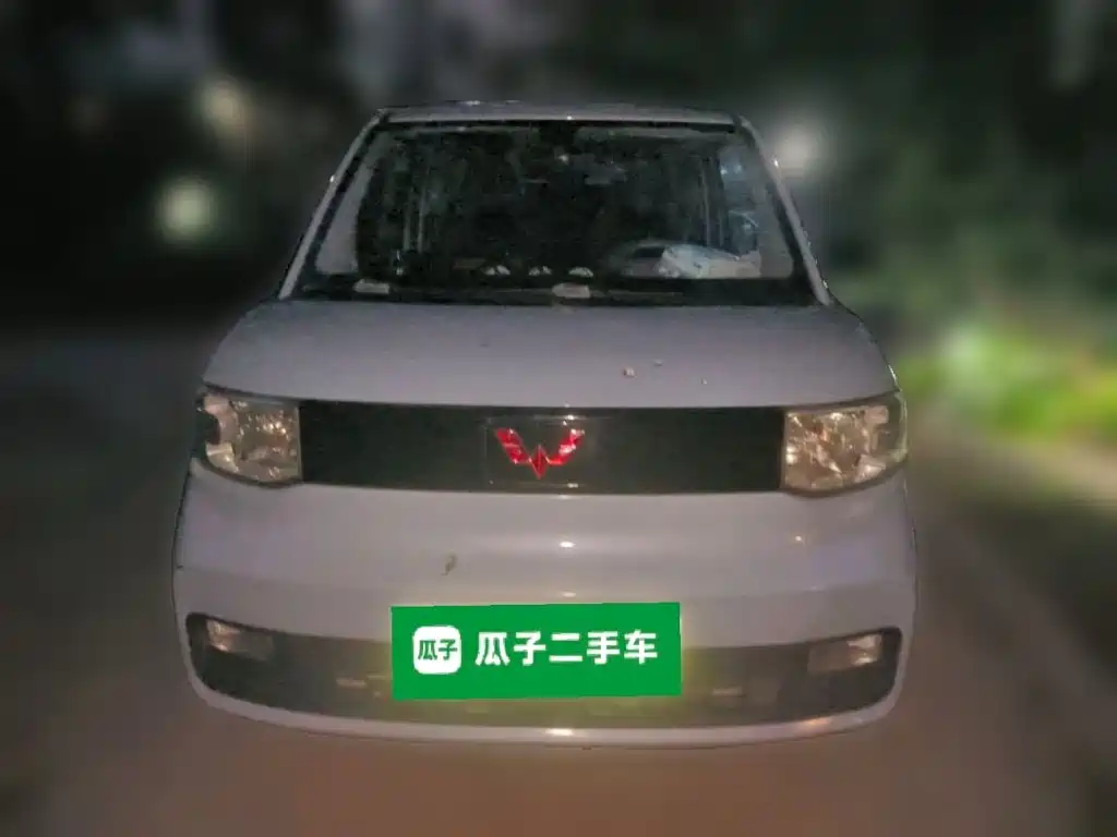 Wuling MINIEV — миниатюра 3