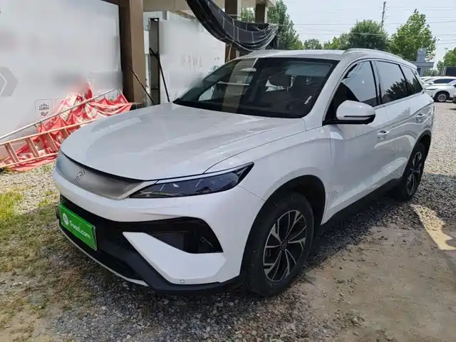 2025 BYD Song Plus