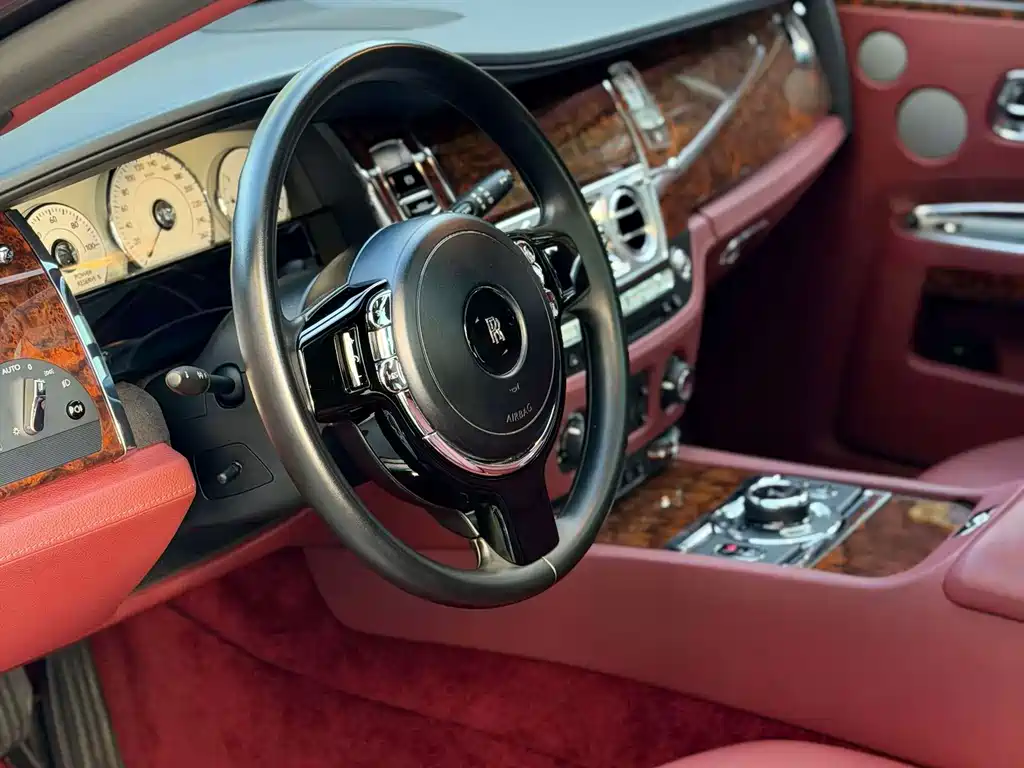 Rolls-Royce Ghost — миниатюра 11