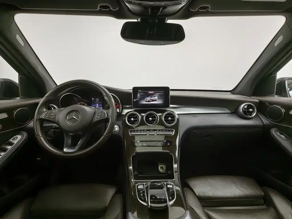 Mercedes-Benz GLC — миниатюра 5