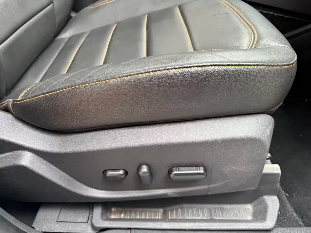 Ford Kuga — миниатюра 10