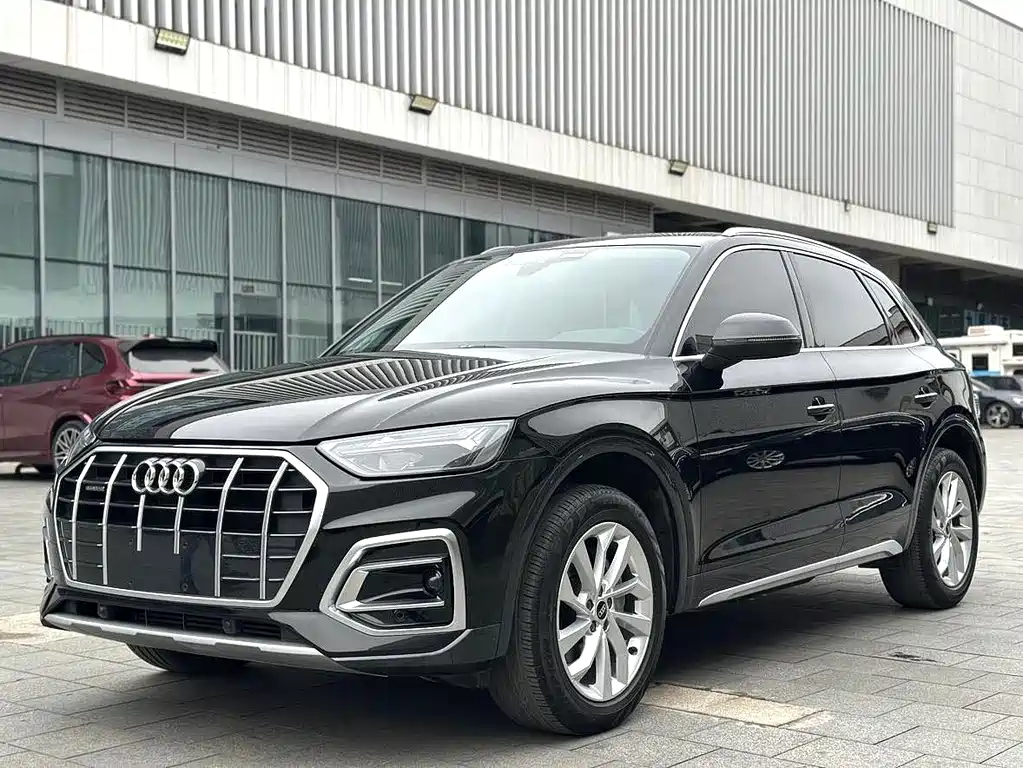 Audi Q5L 2024 40 TFSI Luxury Dynamic Type