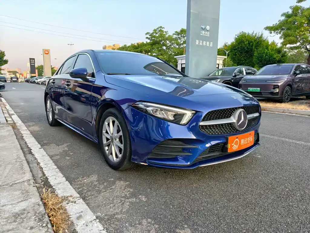 Mercedes-Benz A-Class — миниатюра 3