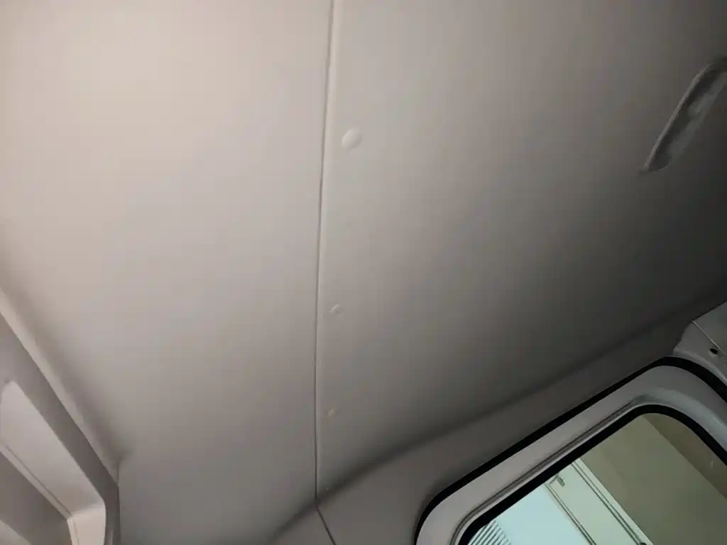 MAXUS V90 — миниатюра 18