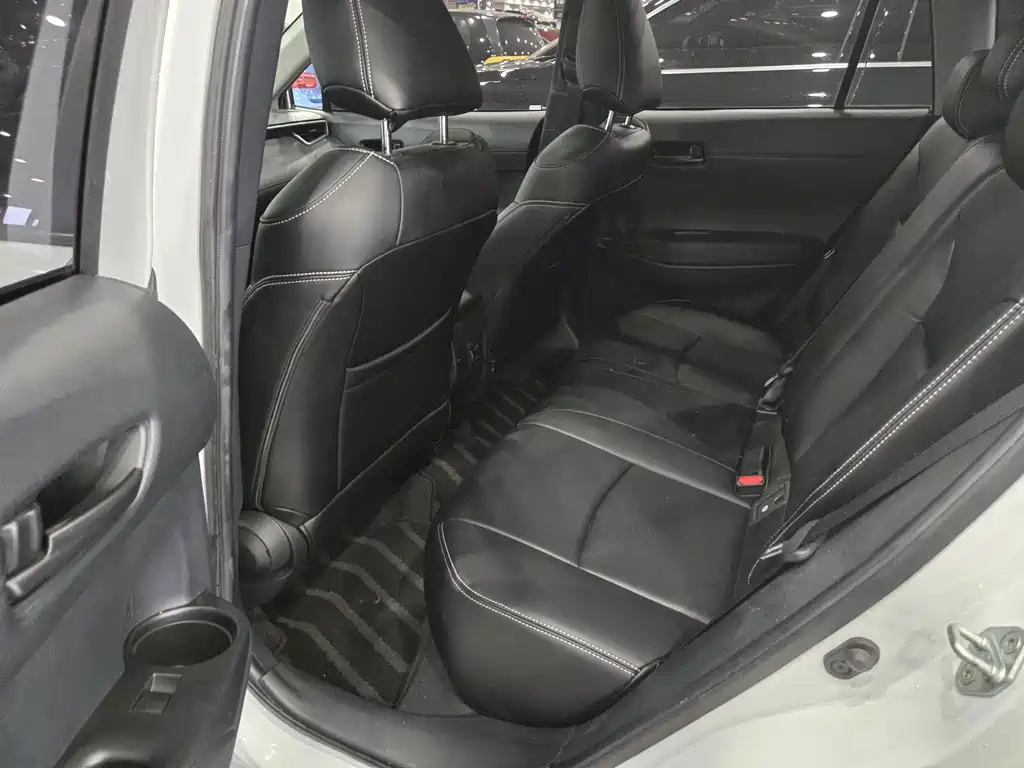 Toyota Corolla Cross — миниатюра 3
