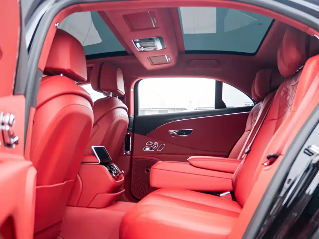 Bentley Flying Spur — миниатюра 11