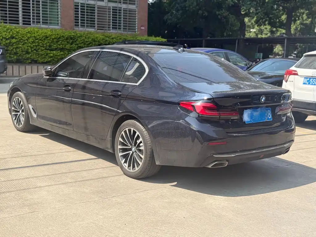 BMW 5 Series 5 2022 525Li Luxury