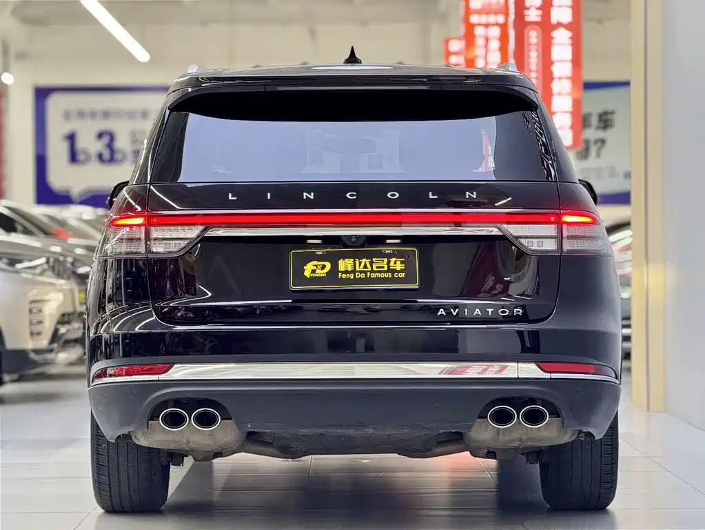 Lincoln Aviator — миниатюра 16