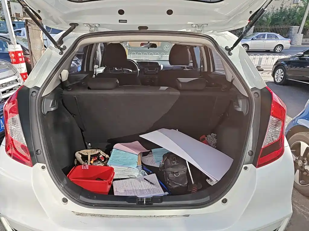 Honda Fit — миниатюра 19