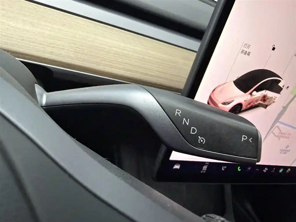 Tesla Model Y — фотографии объявления, Фото 18