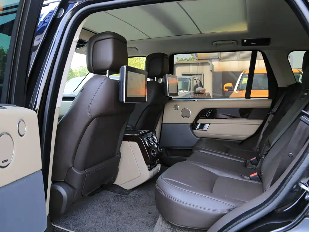 Land Rover Range Rover — миниатюра 16