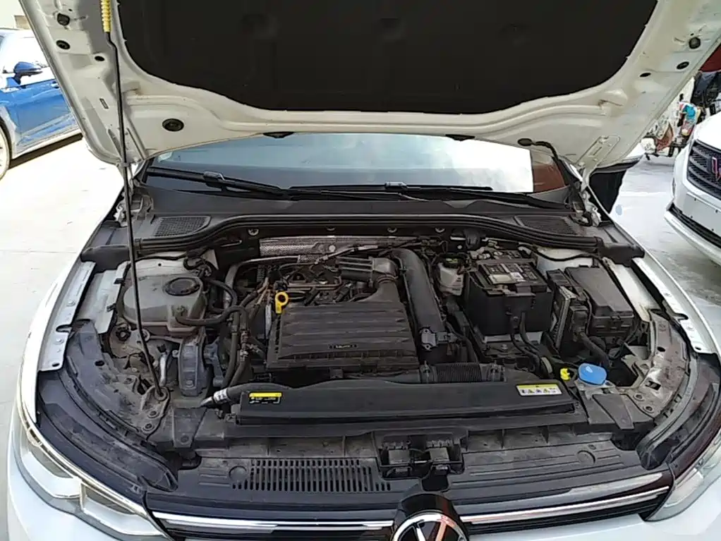 Volkswagen Golf — миниатюра 20