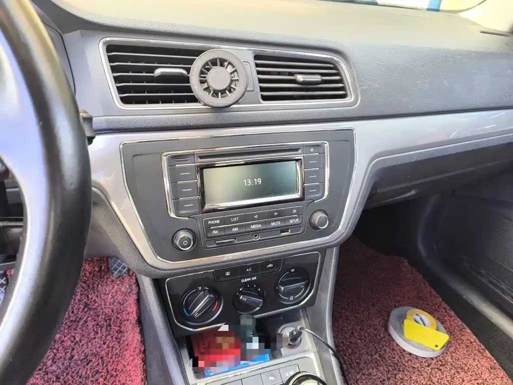 Volkswagen Lavida — миниатюра 9