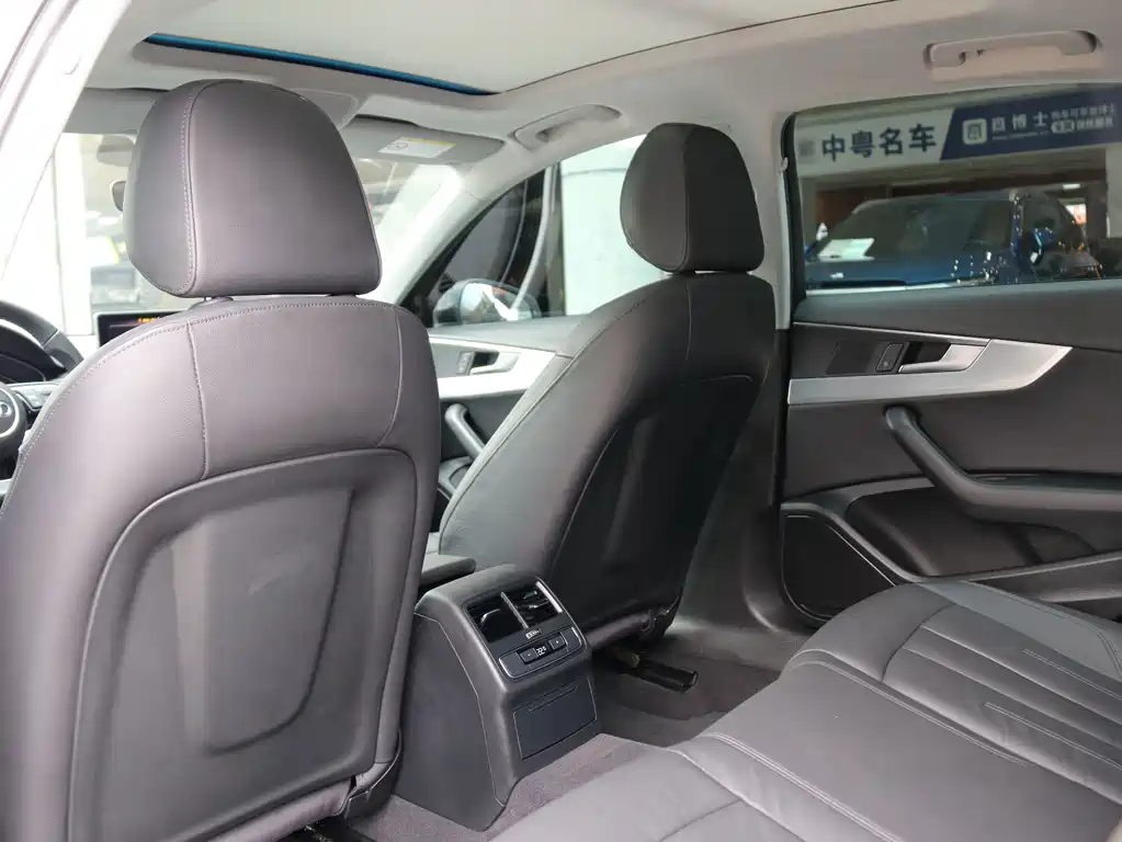 Audi A4L — миниатюра 6