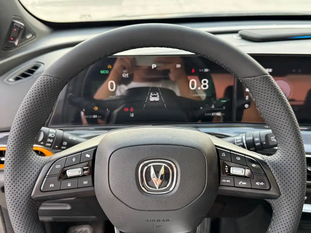 Changan UNI-T — миниатюра 15