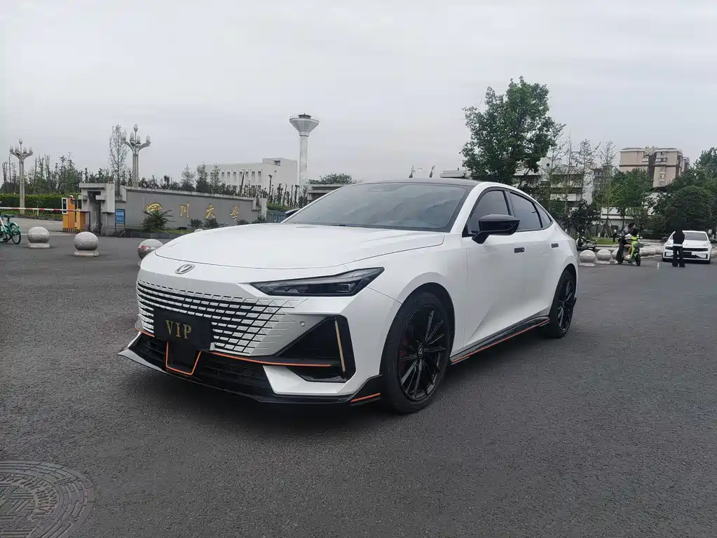 Changan UNI-V 2023