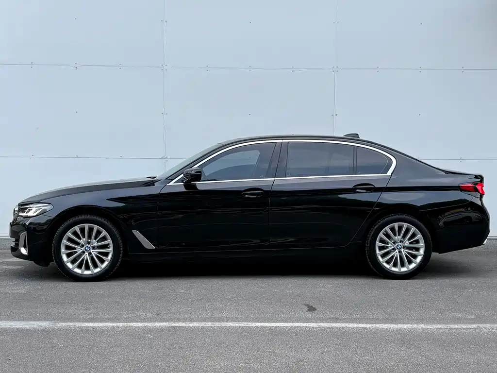 BMW 5 Series 5 2022 525Li Luxury